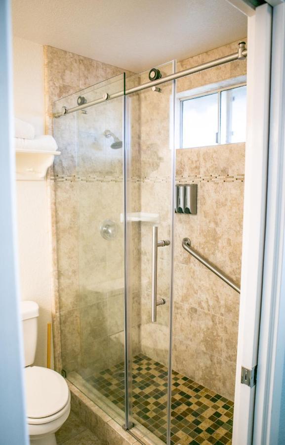 Sea Otter Inn Cambria
