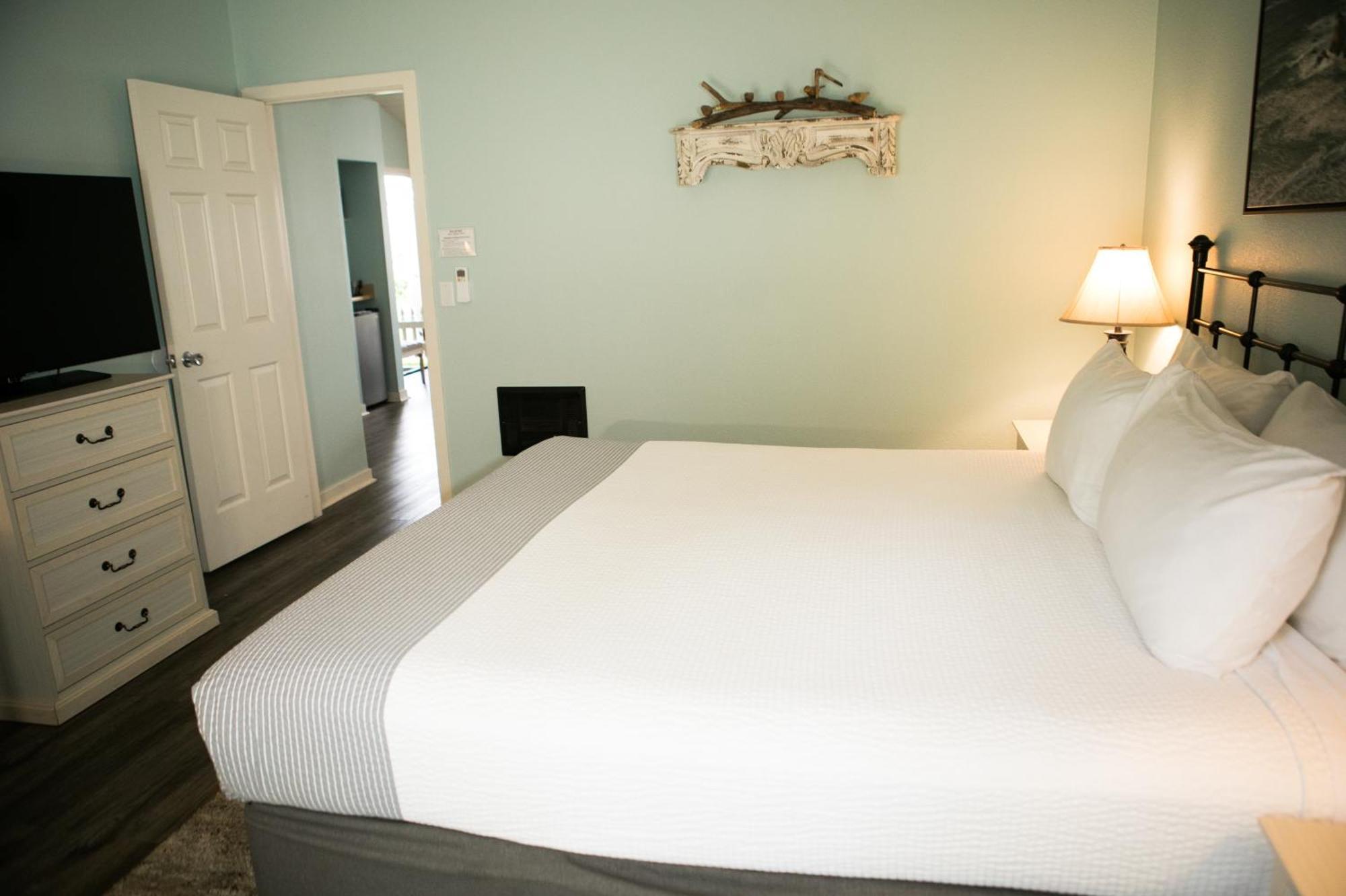 Sea Otter Inn Cambria