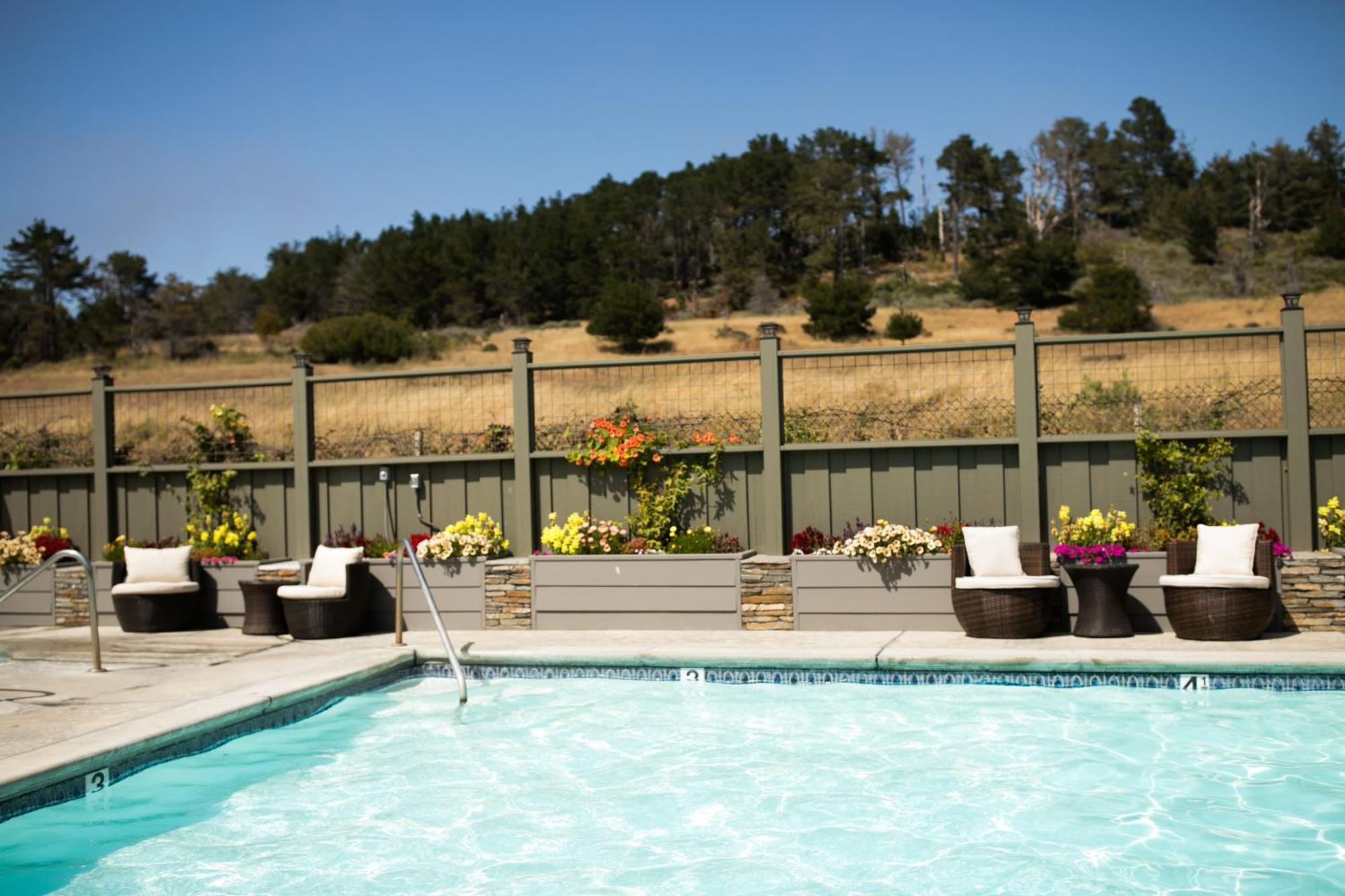 Sea Otter Inn